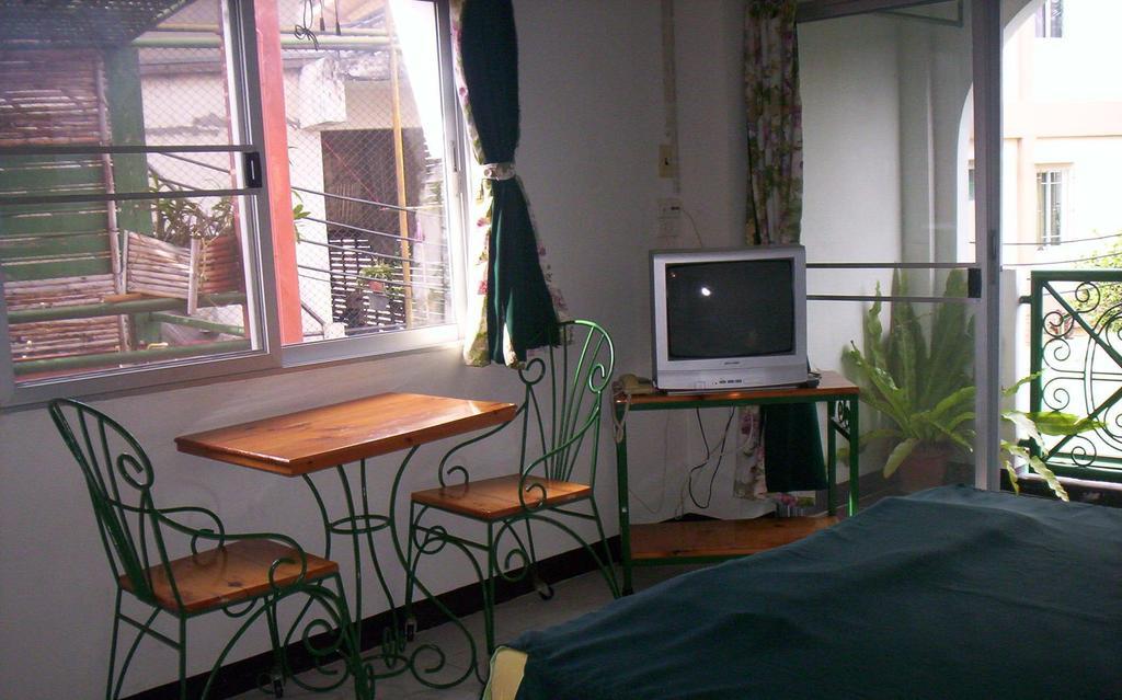Baankhunmae Apartment Bangkok Habitación foto