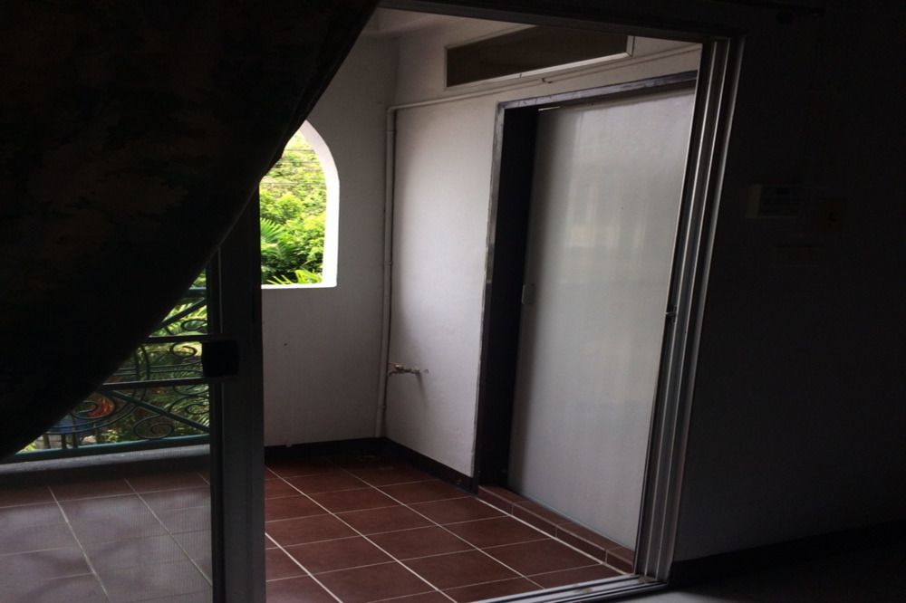 Baankhunmae Apartment Bangkok Exterior foto